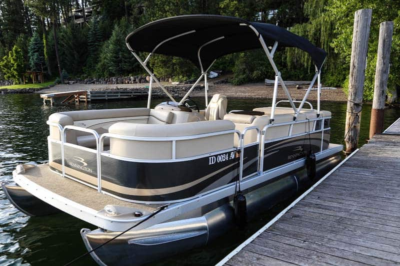 Pontoon Boat: Bennington Pontoon Boat Accessories