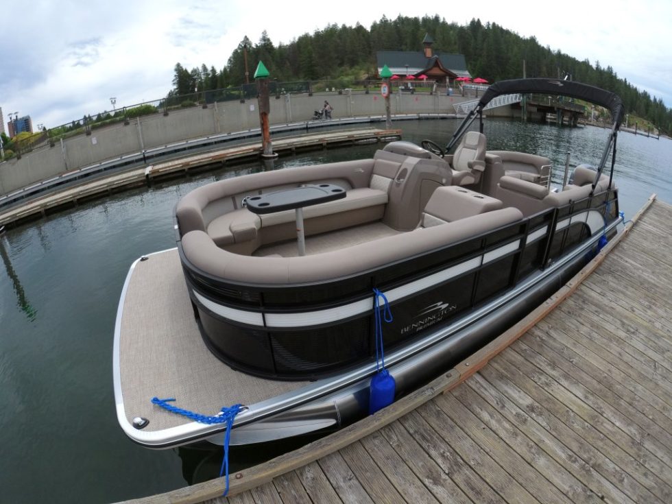 Bennington 25' SSR TriToon Lake Escapes Boat Rentals