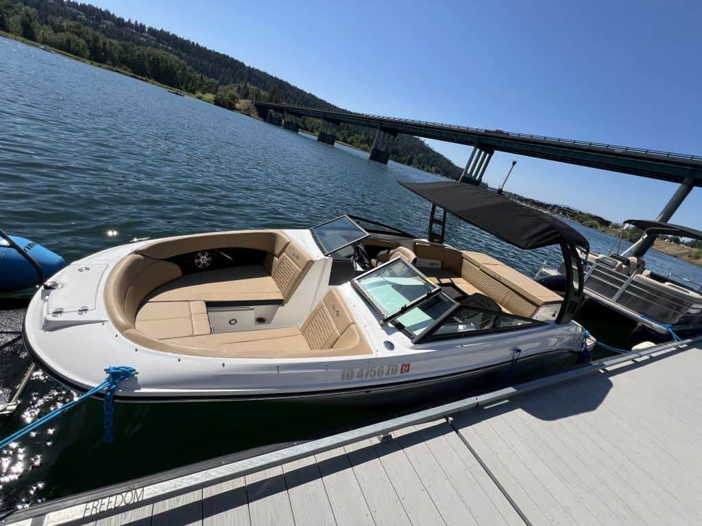 Searay 230